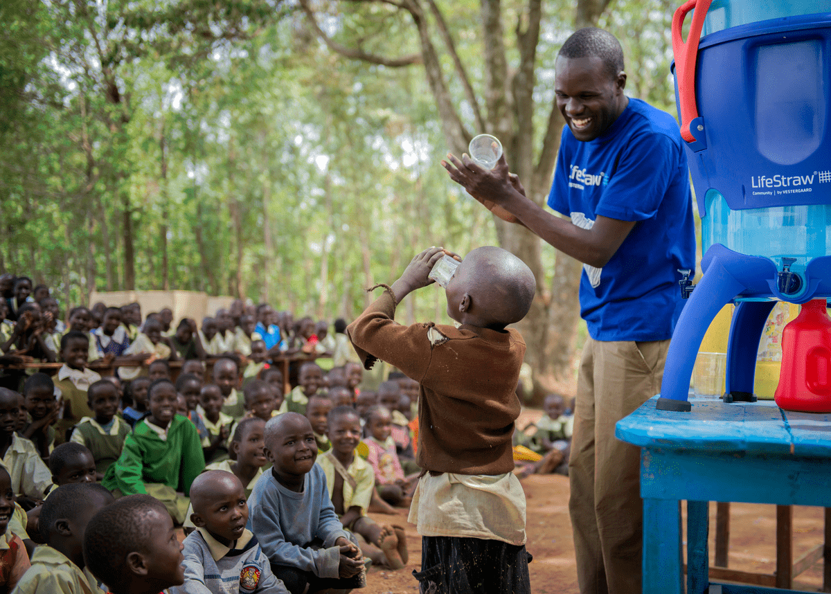LifeStraw Give Back – princip programu (infografika)