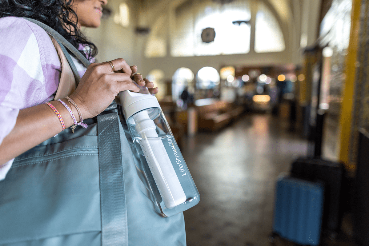 LifeStraw Go 2.0 – detail filtrační lahve Icelandic Blue