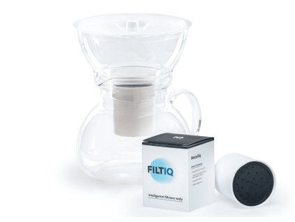 Filtracni konvice Oasa cerna 02