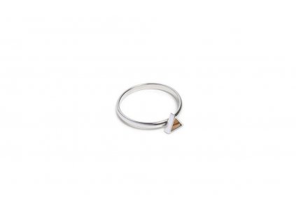 lini triangle ring