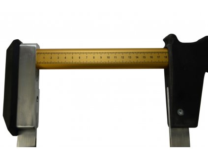 Průměrka NESTLE Waldmeister 80 cm s milimetrovým dělením