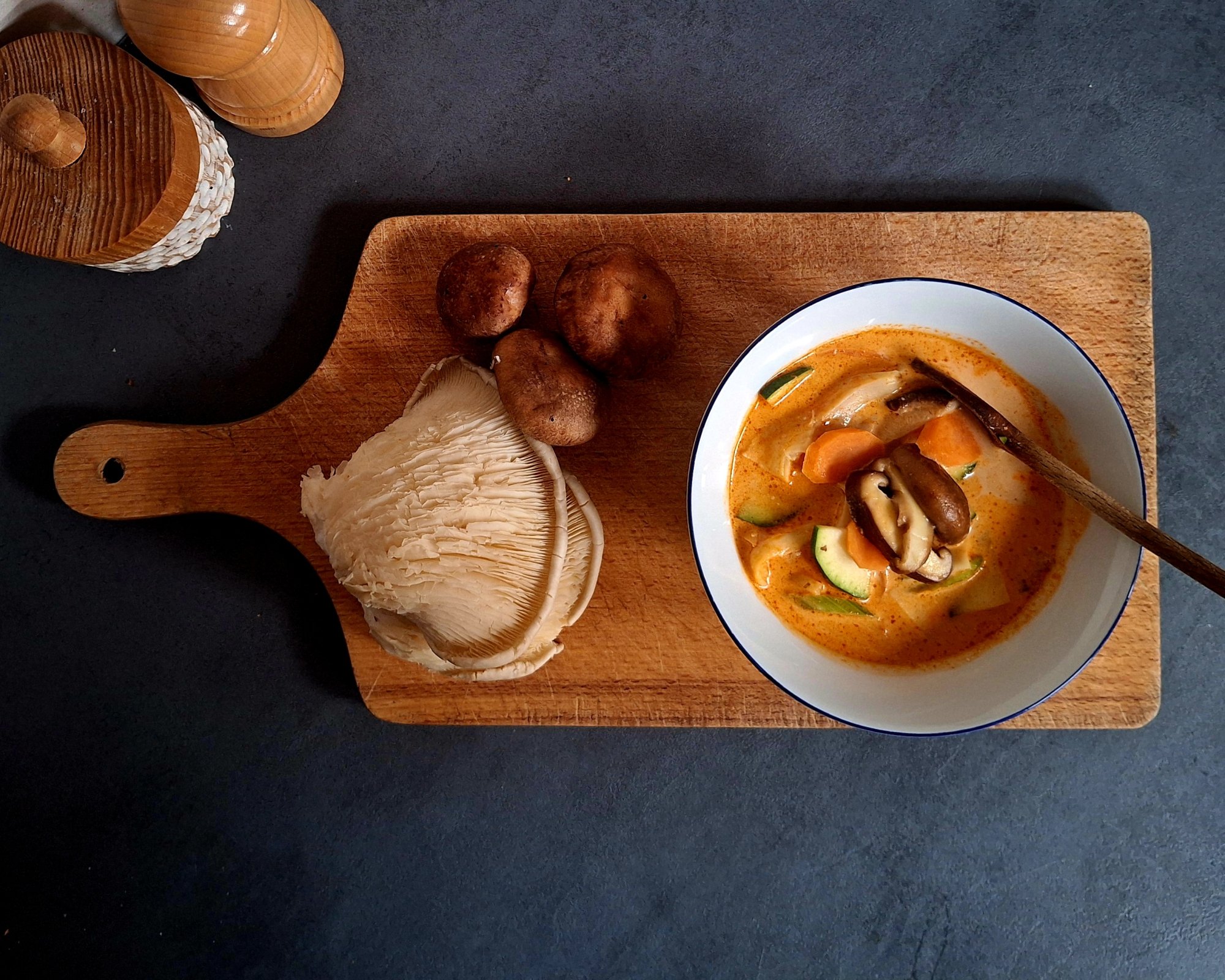 4 houbové polévky: od klasické bramboračky po exotiku