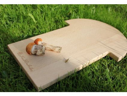 Dřevěné prkénko ve tvaru houby