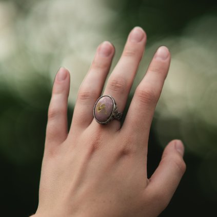 Prsten s fosfosideritem