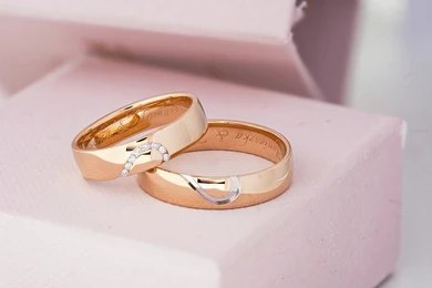 Svadobné obrúčky: Symbol lásky a tradície