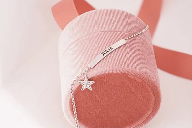 Gravírovanie v zlatníctve: Ako šperku dodať osobný význam