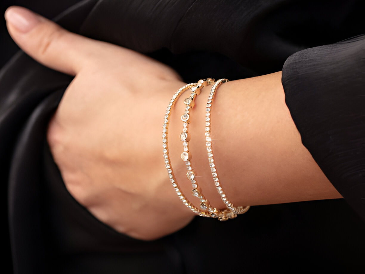 Náramok na ruku pre ženy: Ako si vybrať ten pravý?