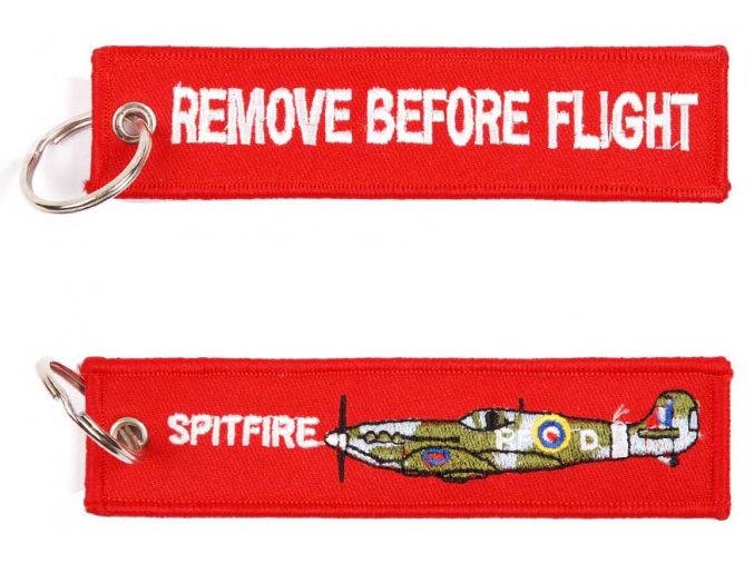 Přívěsek Remove Before Flight Spitfire