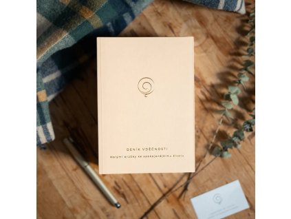 Denik vdecnosti s bezovym obalem