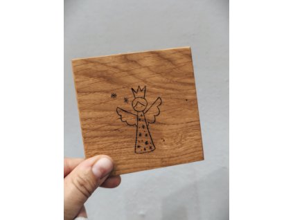 Podtácek dřevěný ANDĚL