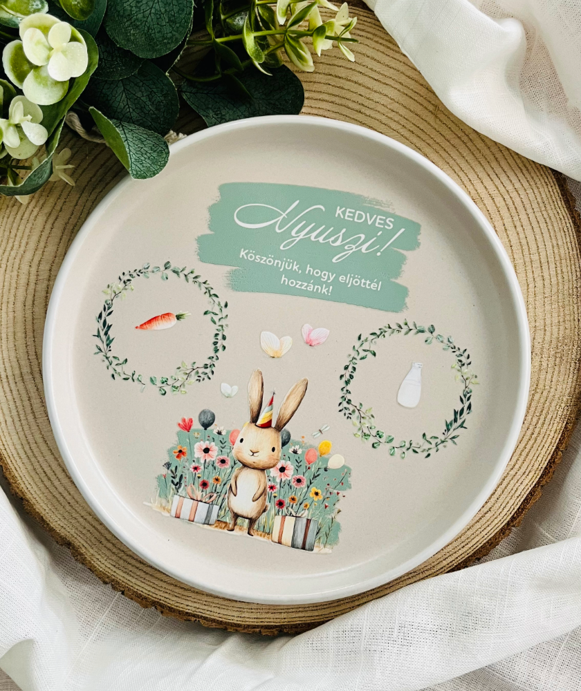 KREATÍV DIY ÚTMUTATÓ - NYUSZIVÁRÓ TÁNYÉR KÉSZÍTÉSE DEKORÁCIÓS FÓLIÁVAL