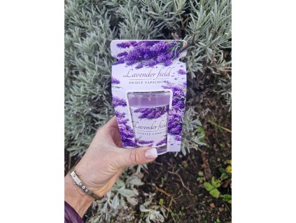 Parafínová svíčka s vůní levandule 300 g