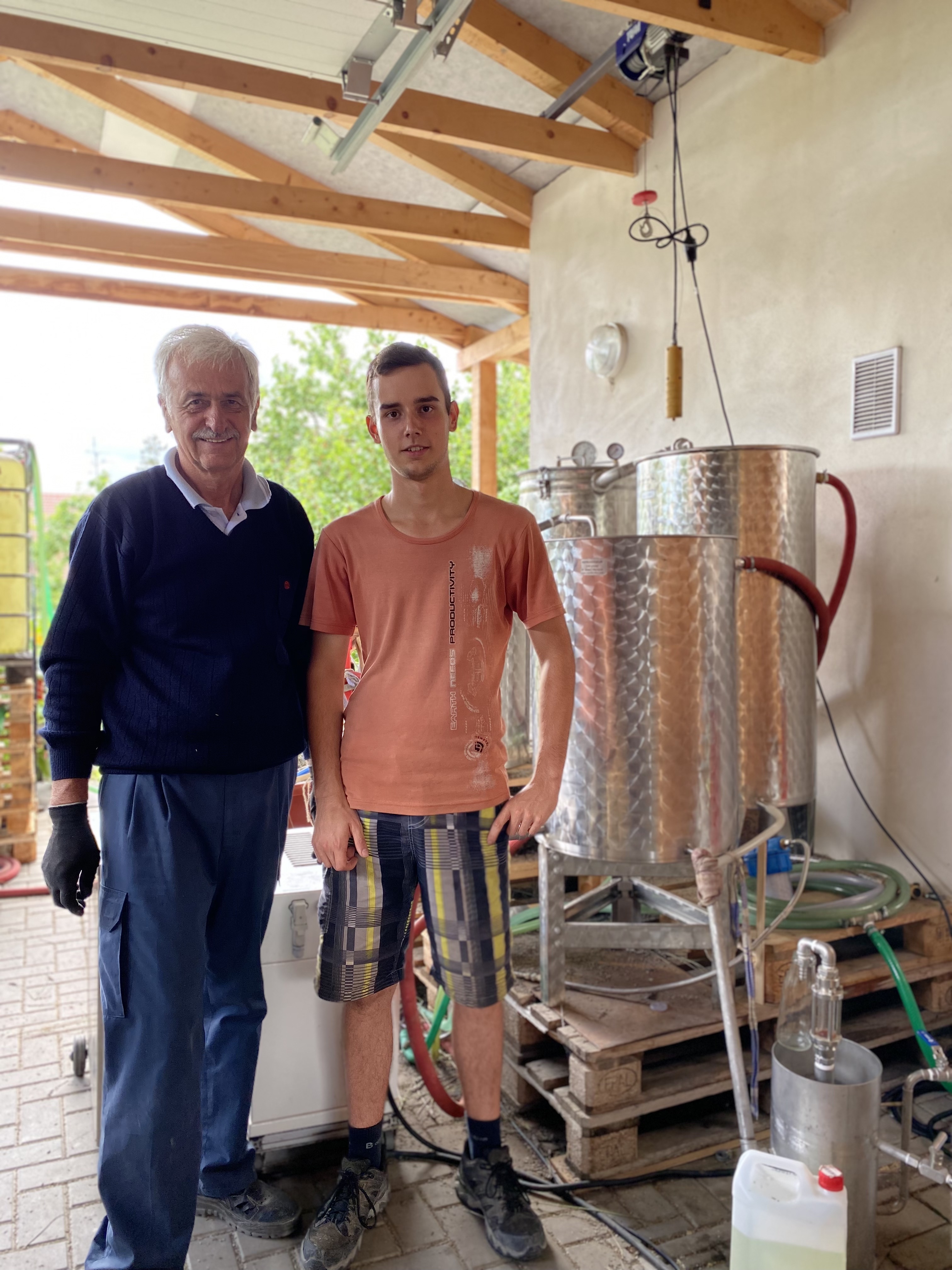 Destilace éterických olejíčků