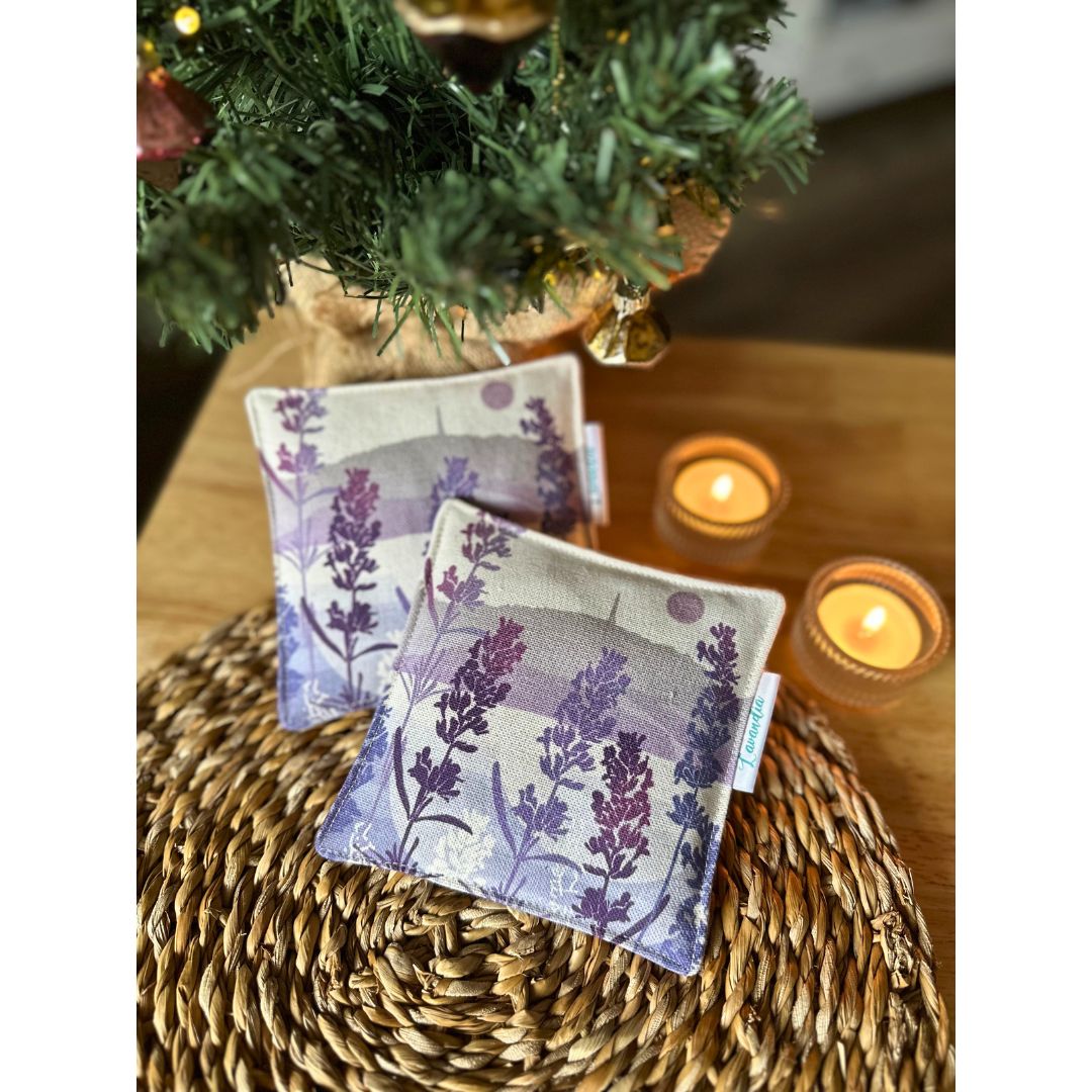 Lavandia Vonný podšálek pod hrníček s BIO levandulí recyklo látka Vzor Látky: Měsíc