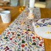 Vánoční běhoun na stůl - Šťastné a veselé  133x30 cm