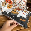 Halloweenský vonný polštář - Duch 30 x 30 cm  motiv ducha