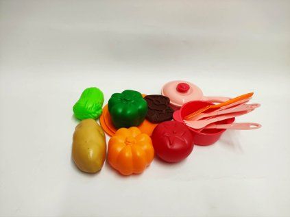 Sada nádobí plast s doplňky v síťce 20x20x7cm