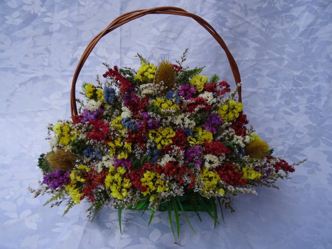 KOŠÍK SE ŠTĚTKOU SOUKENICKOU S UMĚLÝM CHVOJÍM - BEZ MAŠLE