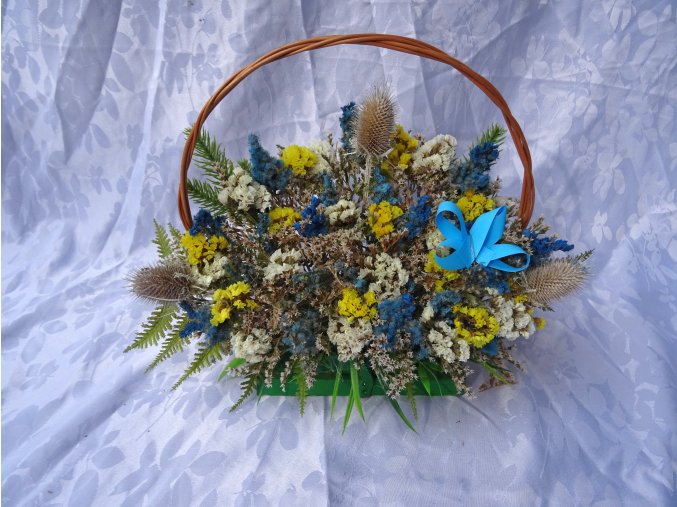 KOŠÍK SE ŠTĚTKOU SOUKENICKOU S UMĚLÝM CHVOJÍM - MODRÁ MAŠLE