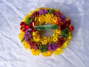 Slaměnkový věneček žlutý - červená mašle - stuha vzpomínáme
