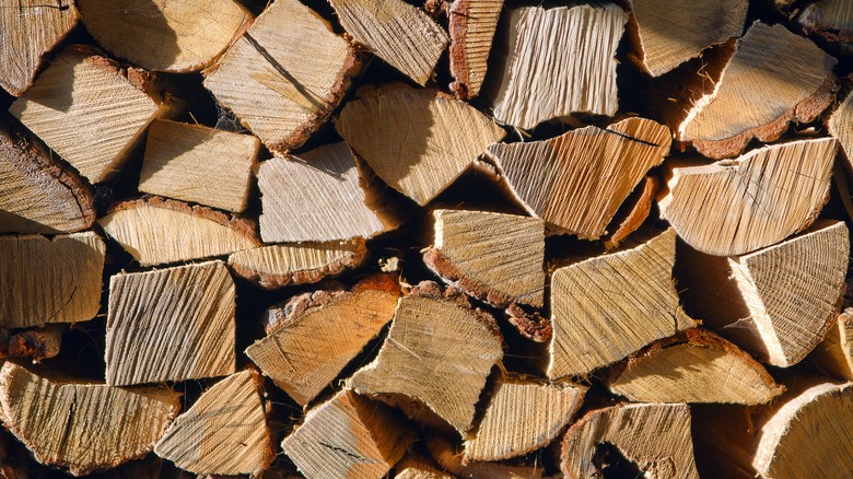 Výměna kotlů – specifické vlastnosti pevných paliv