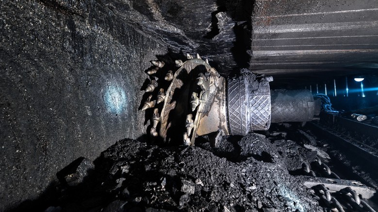 Ukončení těžby černého uhlí v ČR je definitivní. Proč dovážíme uhlí z Austrálie?