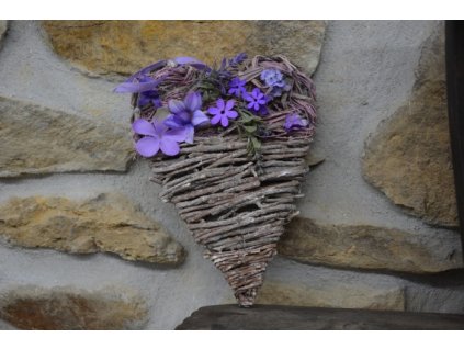 Cerino Proutěné srdce na zavěšení Fialový květ 27 x 18 cm