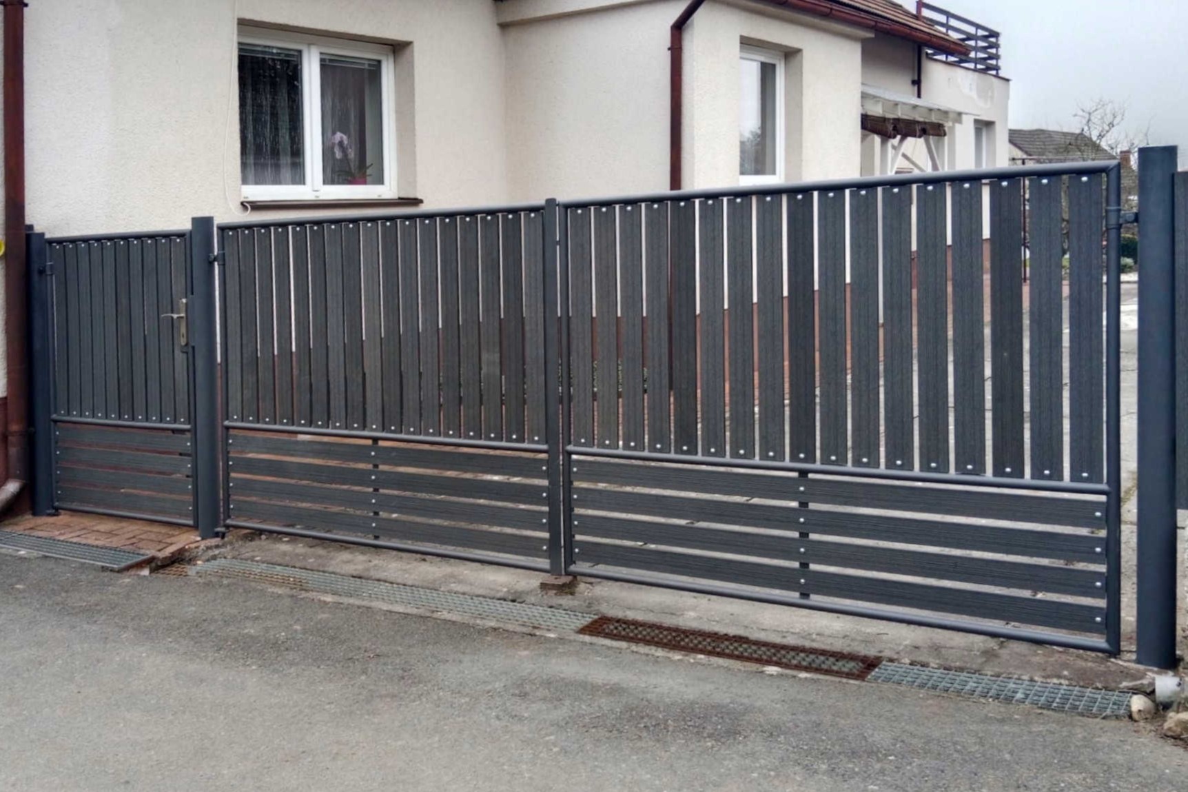 Bezúdržbové oplocení – plot, o který se nemusíte starat a dlouho vydrží