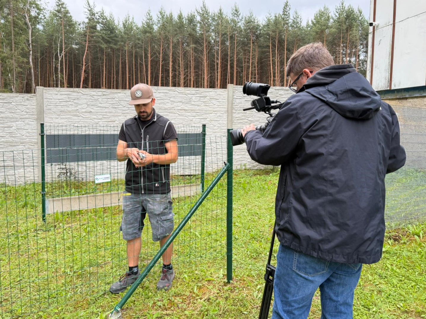 Vysílání reportáže o plotech v pořadu Polopatě