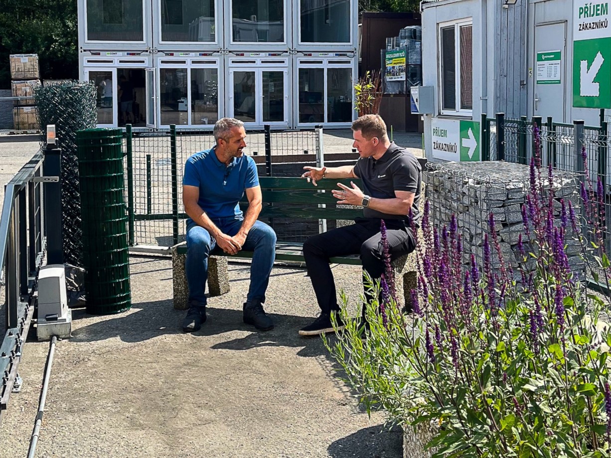 Jak vybrat správný plot pro každý typ pozemku