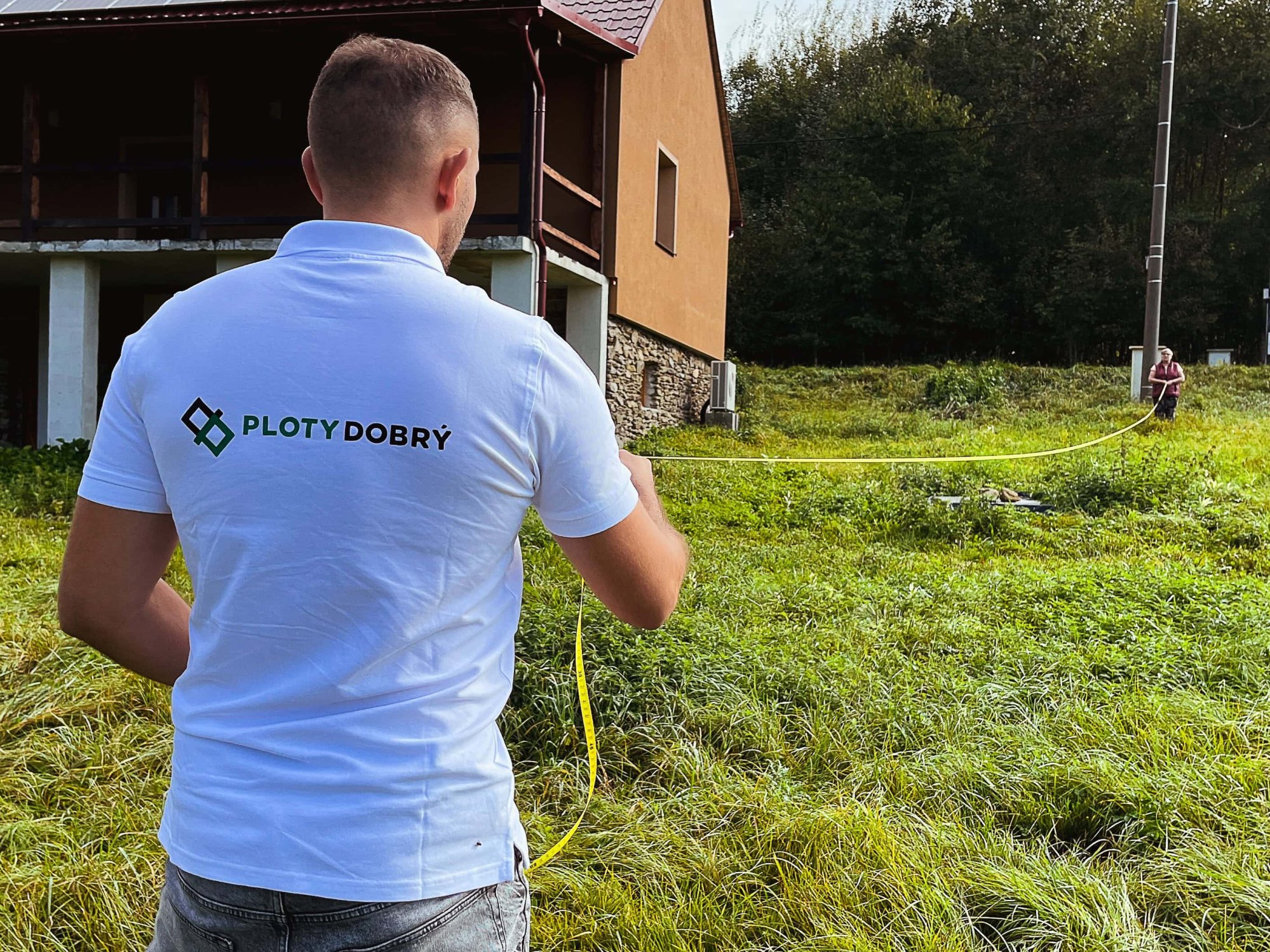 Za půl roku přes 1 100 plotů - rekord v historii firmy