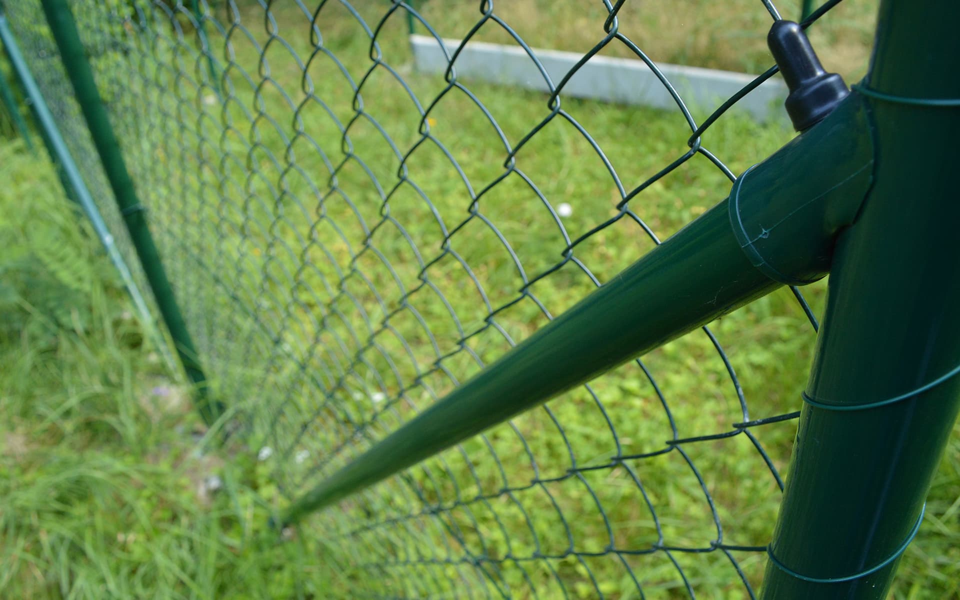 Montáž vzpěry ke sloupku