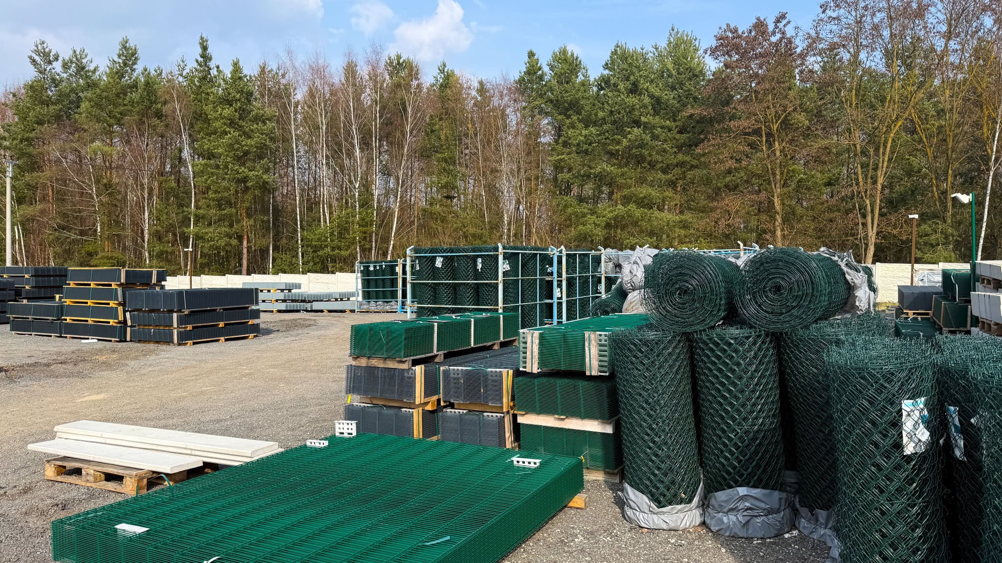 Centrální pobočka a hlavní sklad Ledce u Plzně – Ploty Dobrý