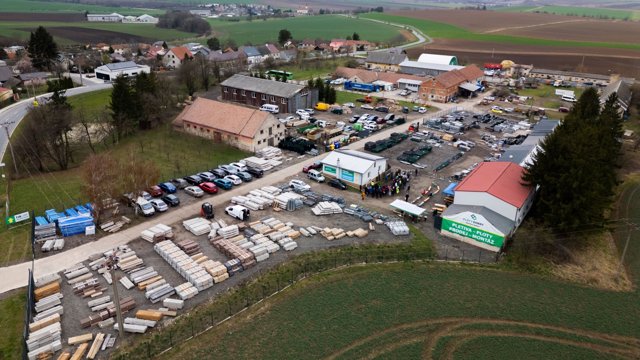 Prodejna a sklad Tetětice u Kroměříže – Ploty Dobrý