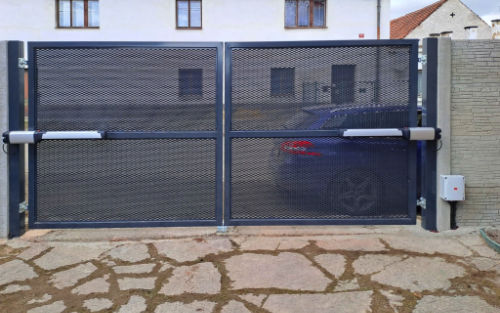 Pletiva Dobrý