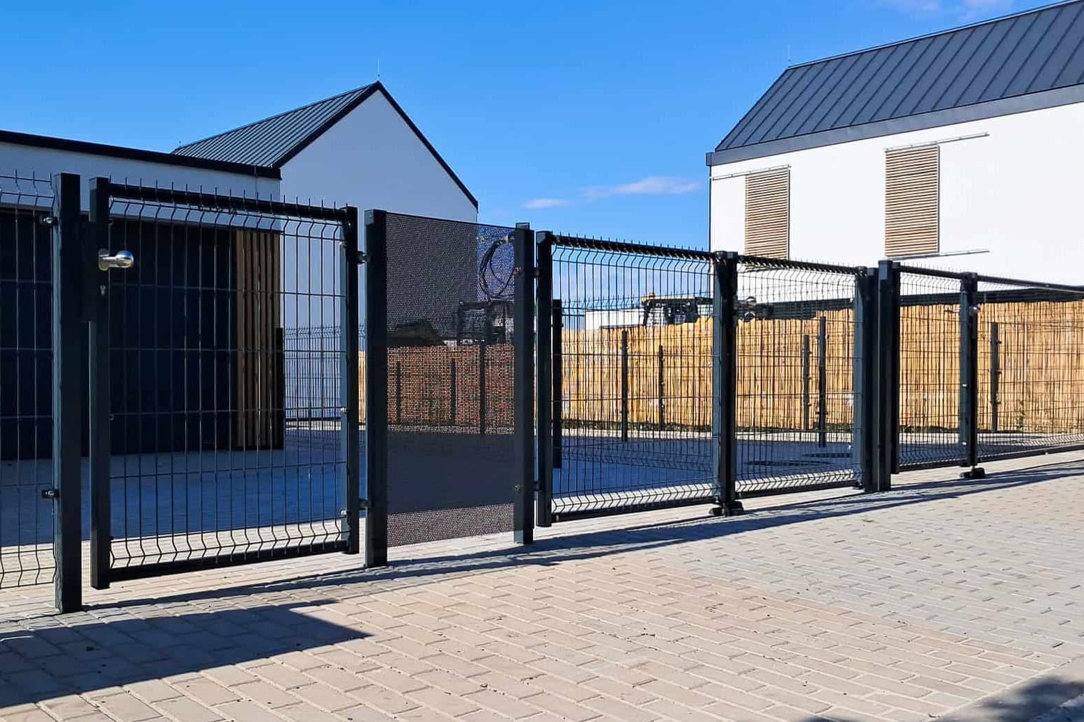 Fotografie brána Ploty Dobrý