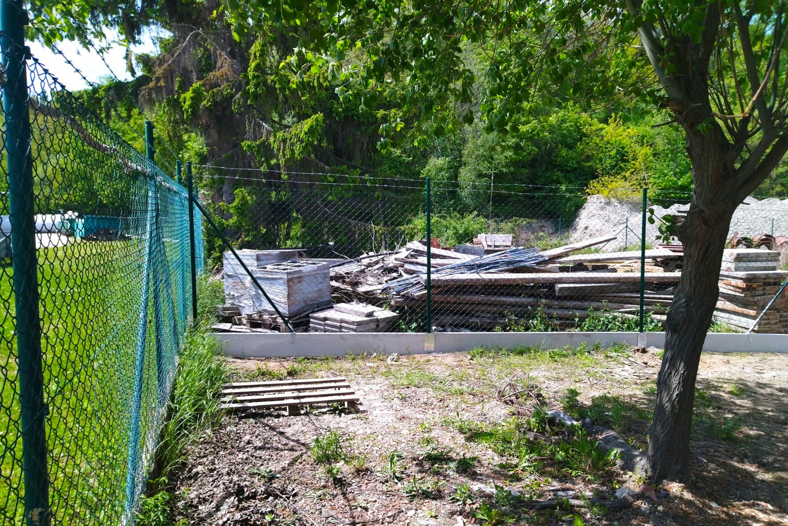 Ostnatý drát – Ploty Dobrý