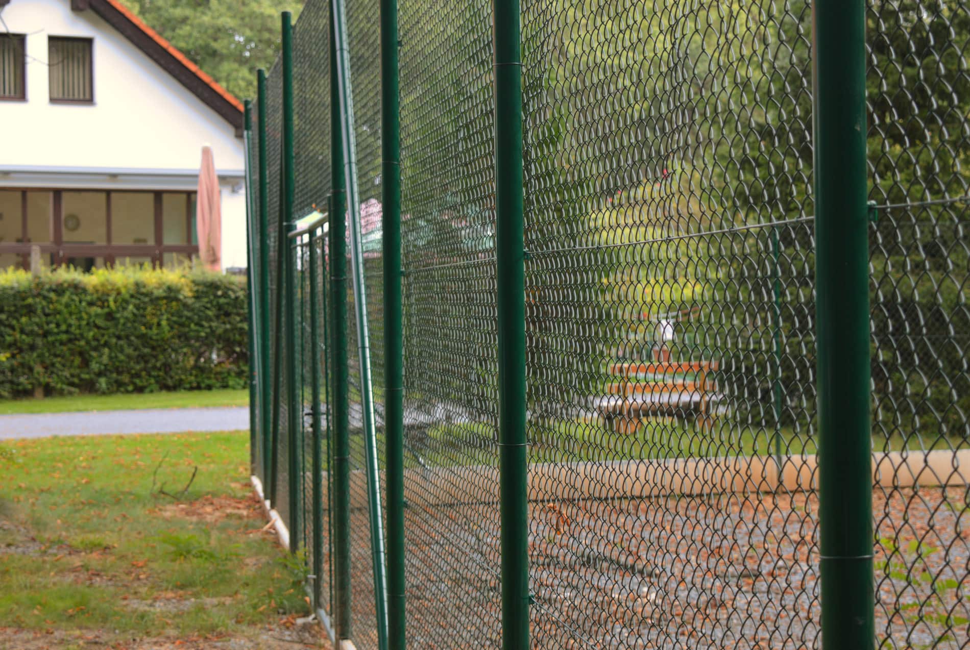 Oplocení hřiště – Ploty Dobrý