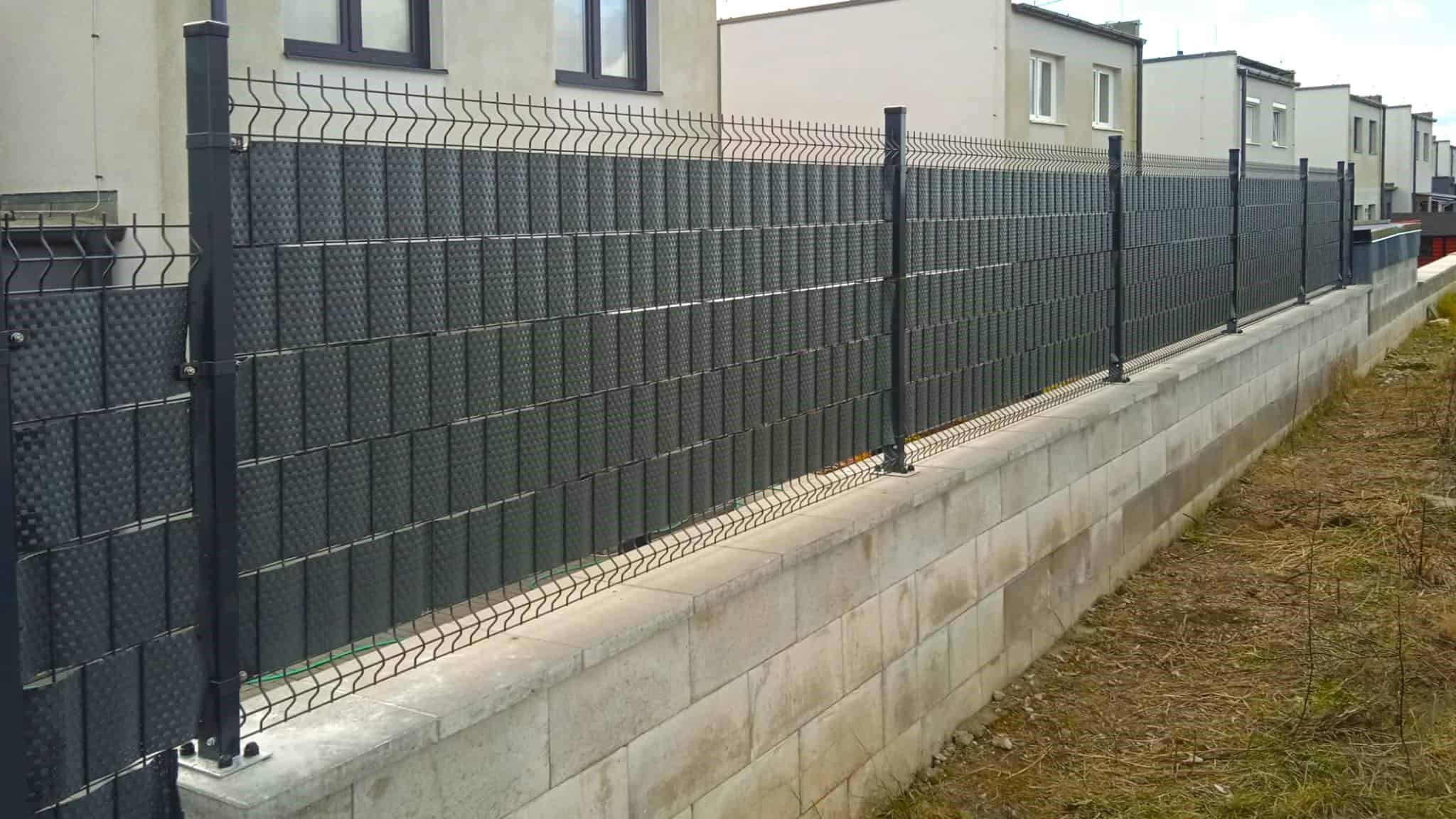 Plotové panely a ratanové pásy – Ploty Dobrý