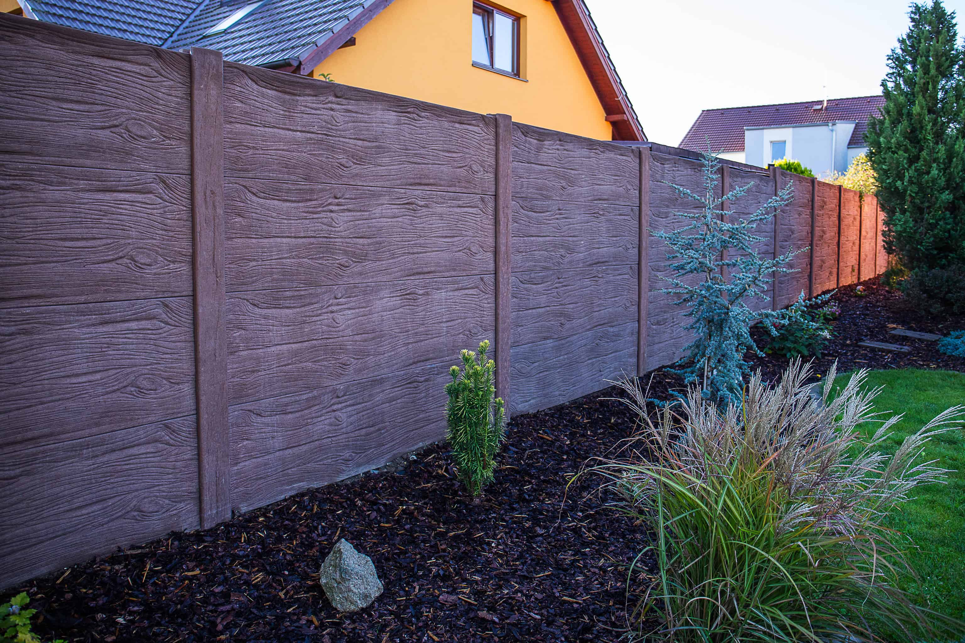 Fotografie – Betonový plot – Ploty Dobrý