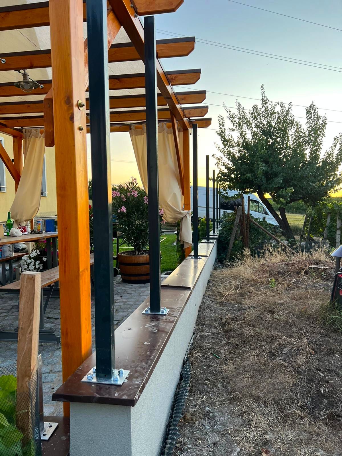 f552eddc-e3bc-4376-871e-0ea47e0b4fa1