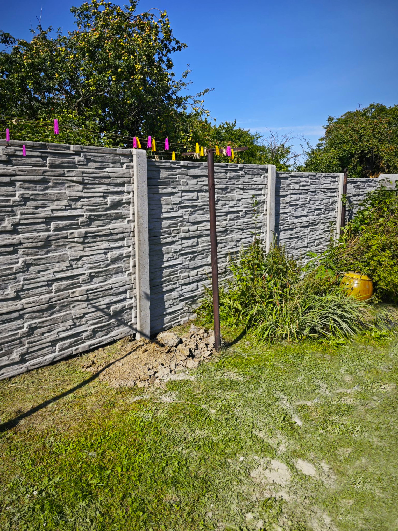 f64b1670-fd10-4902-ada5-c718f6d8243f