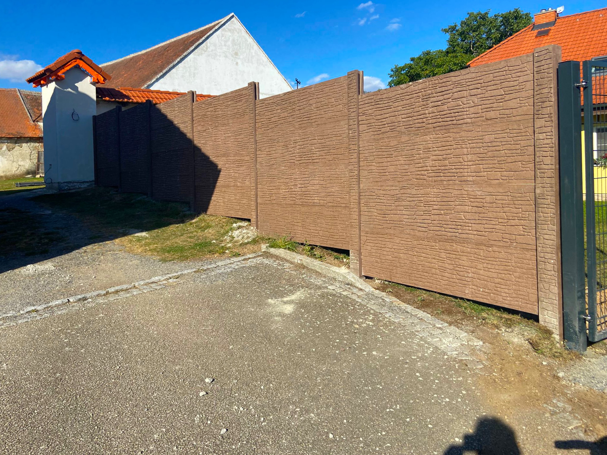 b355f10f-ef3f-4917-9837-06bd97c60d88