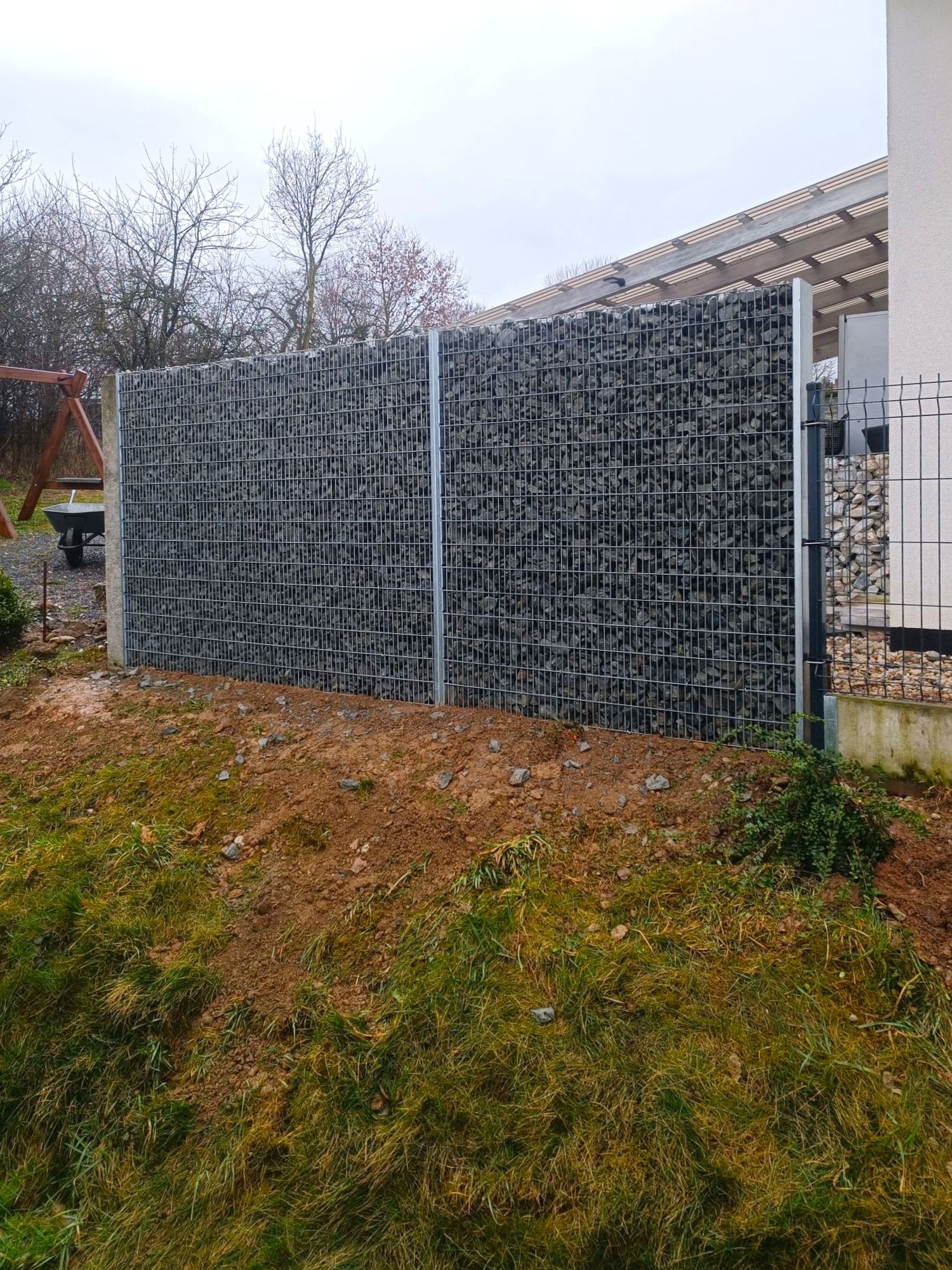 d3f86935-a85d-4c01-96aa-913ea1c612de