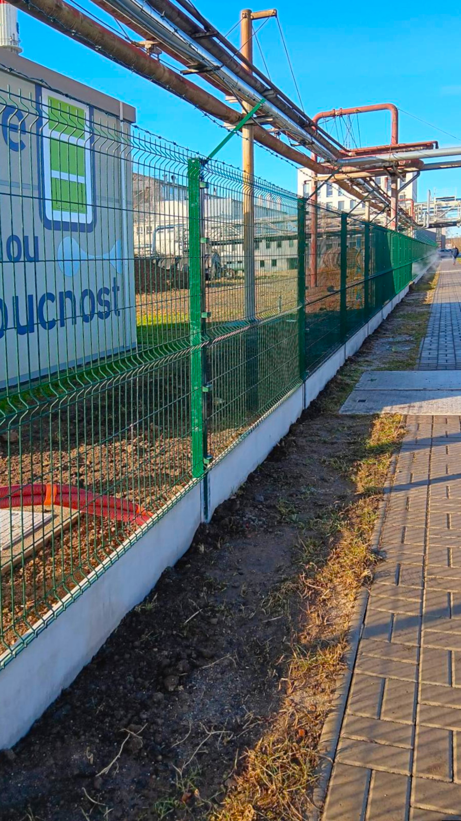 2bcce842-bf28-45a6-a43e-7b8d9a1a306c