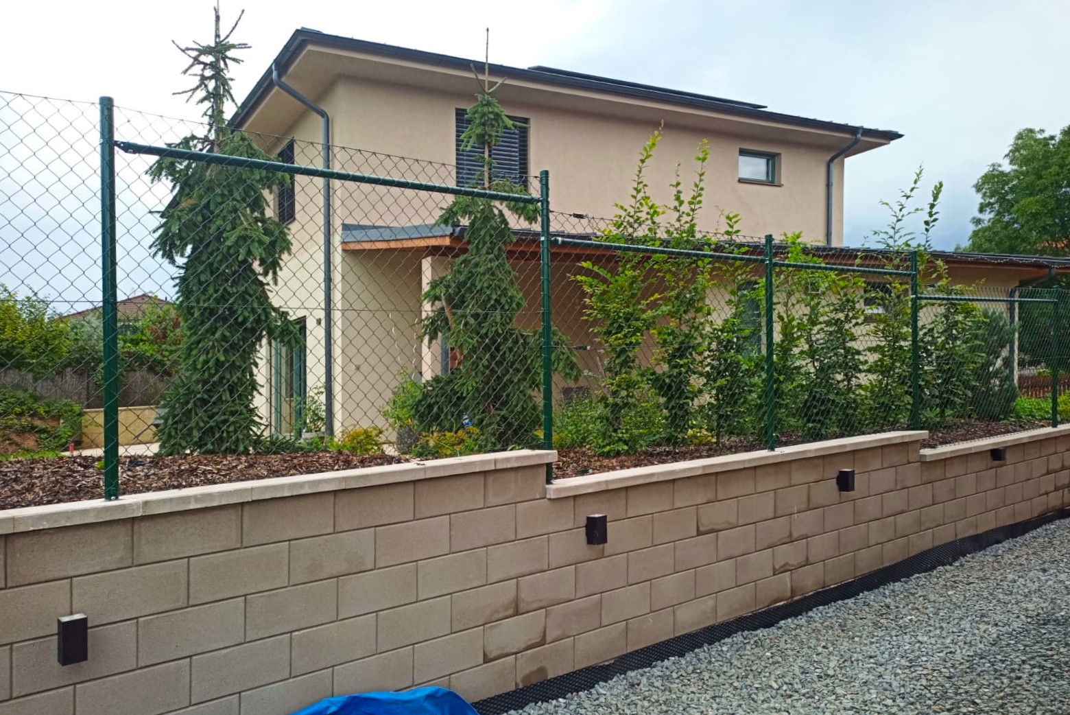 087f69e1-e160-4920-8103-55e620c213f6