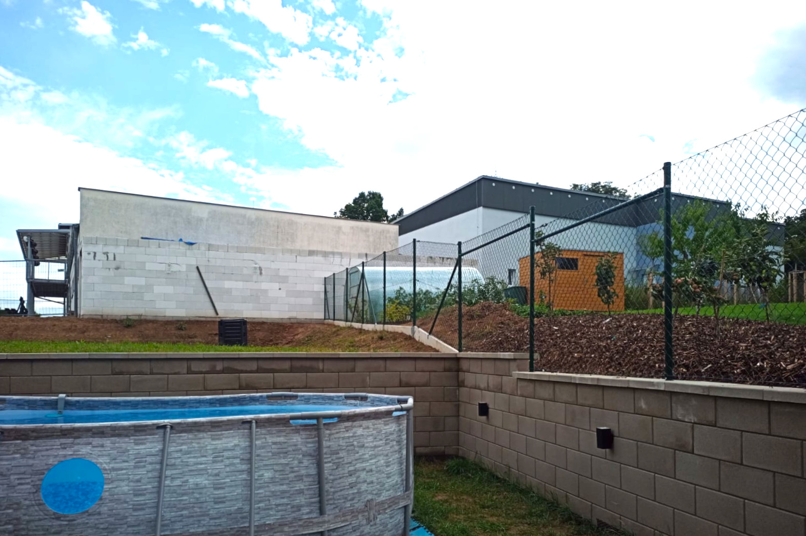 b1ddd2fe-56a8-4e1c-b873-1fdc443bcd36