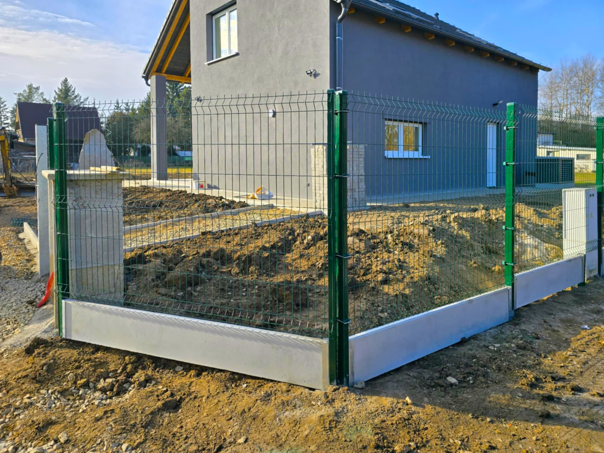 b37be6d9-f0b5-443d-98d2-bea4a9c9035b