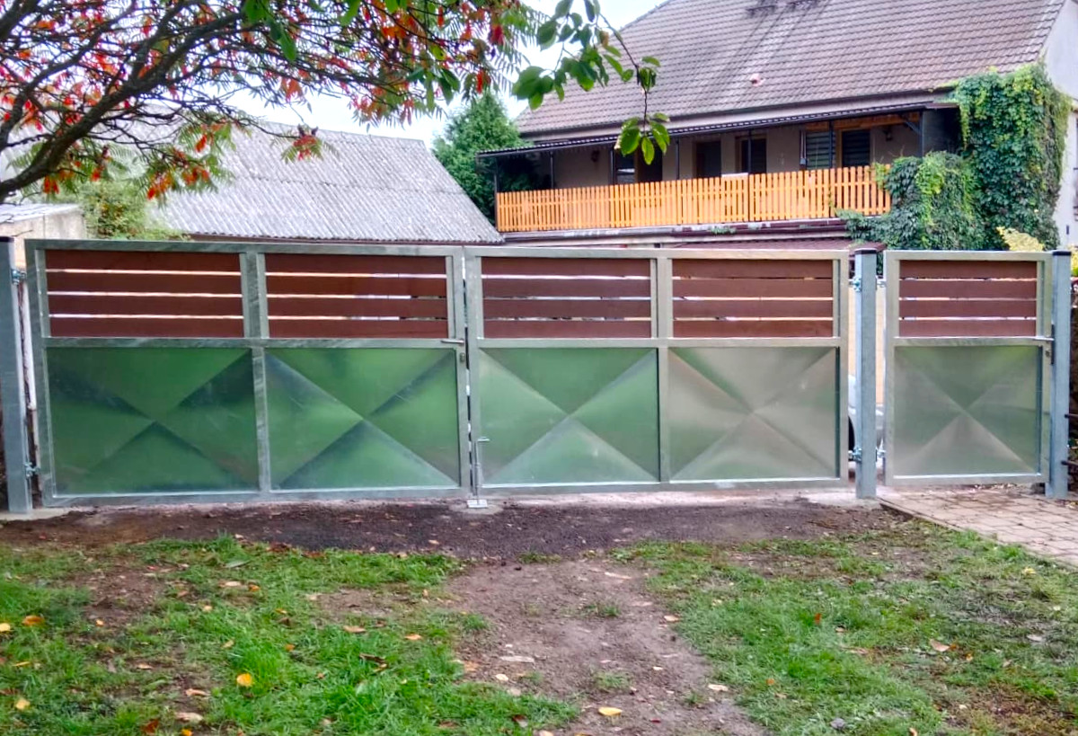 6f56b212-8a62-42ab-a250-4ccb93dd1a80