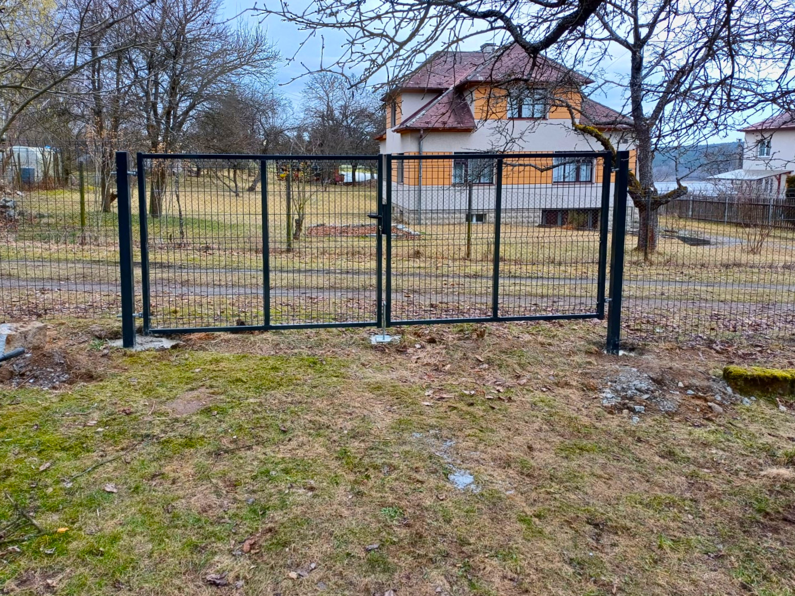 de654356-c89b-4471-8e46-a85471b51e4a